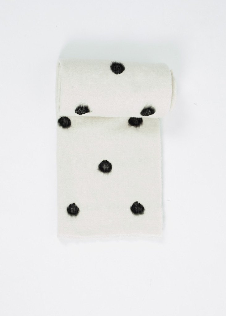 Cashmere Dot Shawl in Black/White - annaclothes