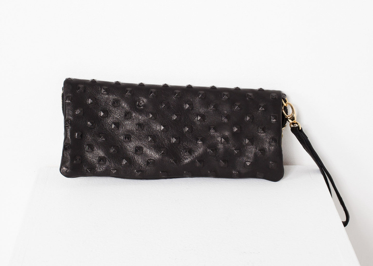 Roxanne Leather Clutch in Black - annaclothes