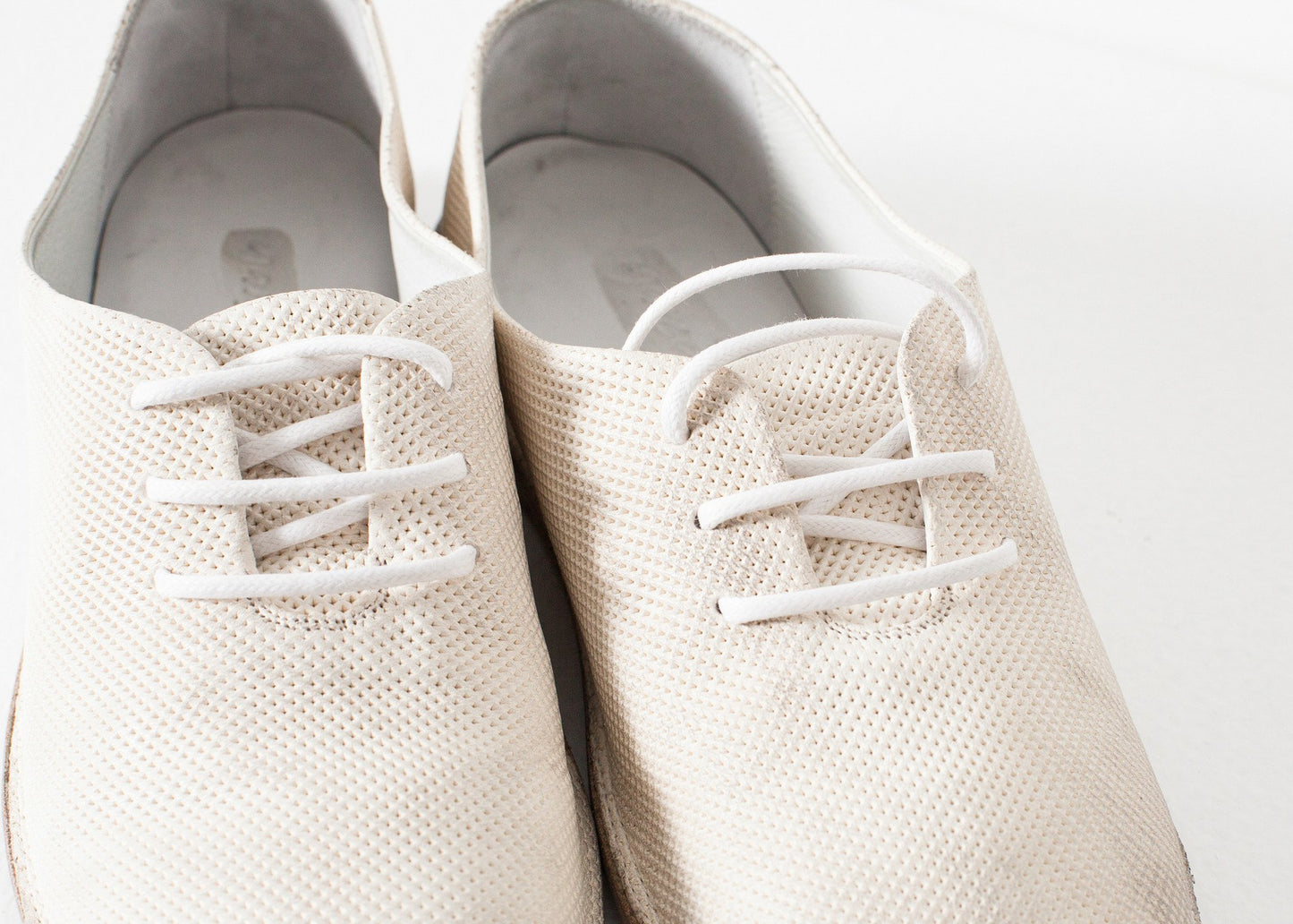 Diamond Slip-On in White - annaclothes
