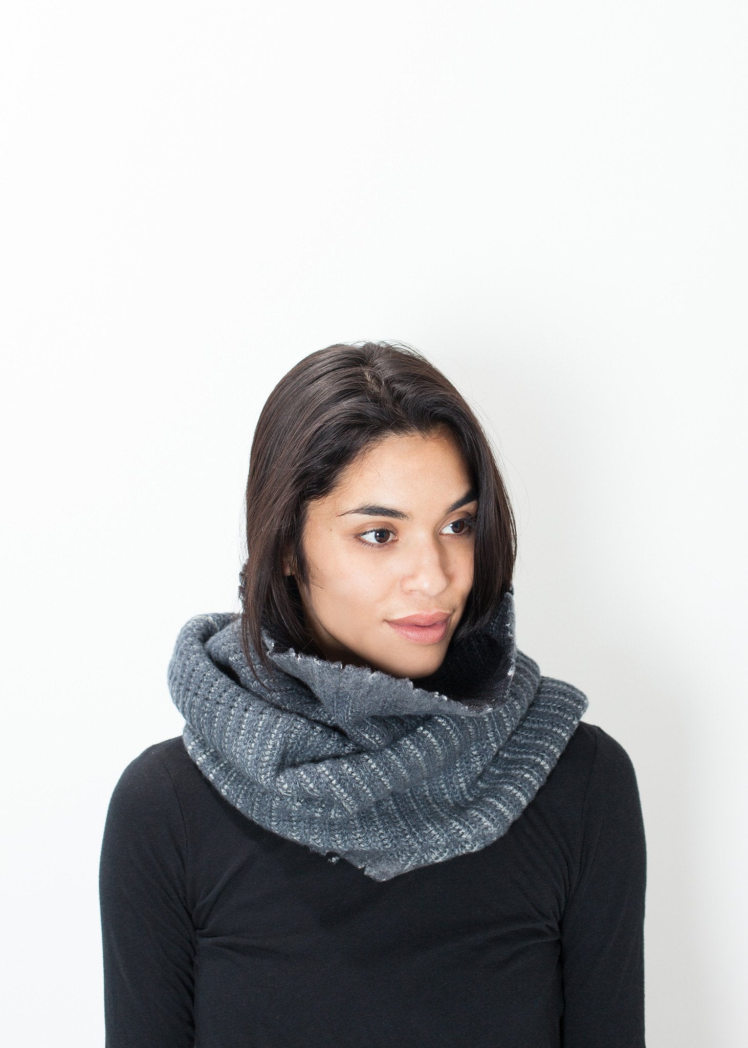 Knit Neck Warmer in Grey - annaclothes
