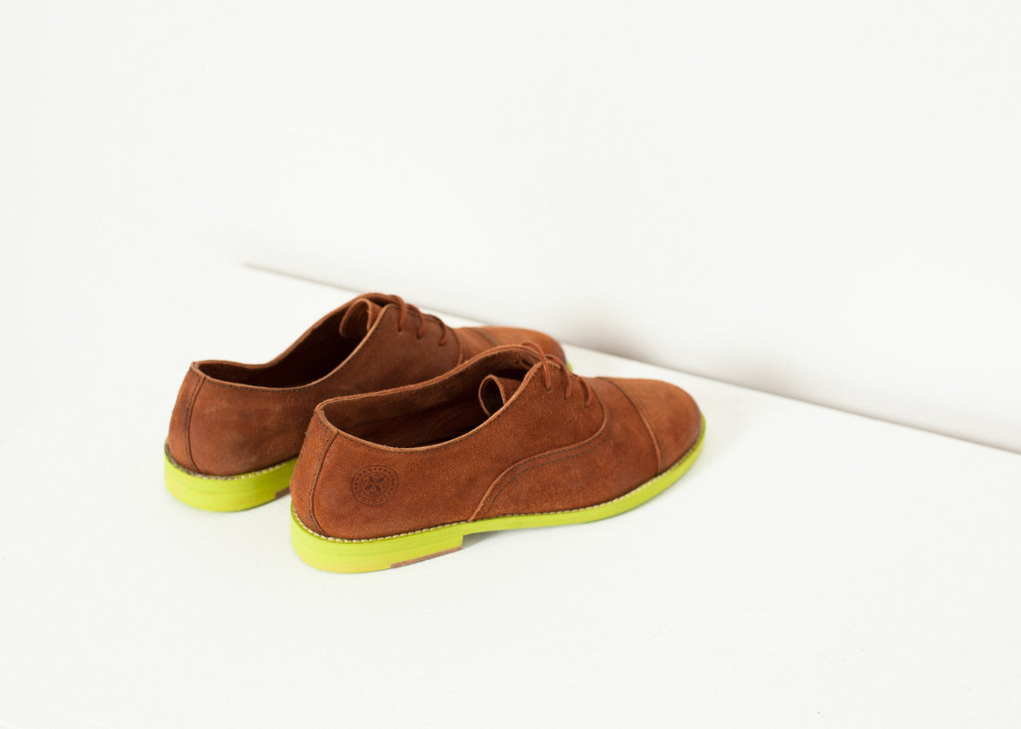 Suede Oxford in Natural/Lime - annaclothes