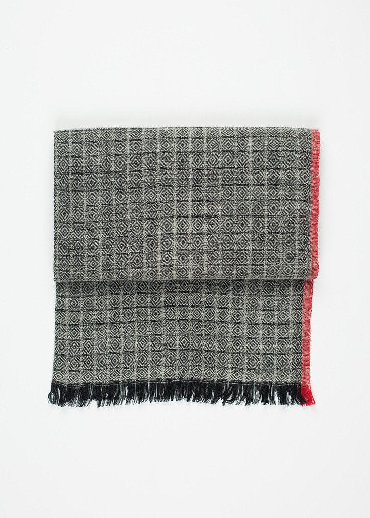 Diamond Scarf in Black/Natural - annaclothes